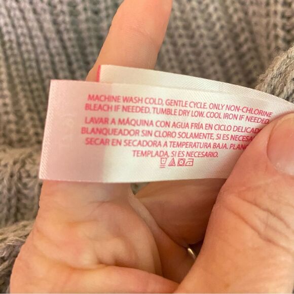 No Boundaries Gray Chunky Knit Cardigan juniors Size 7 - 9 Open Front Pockets - Picture 6 of 6